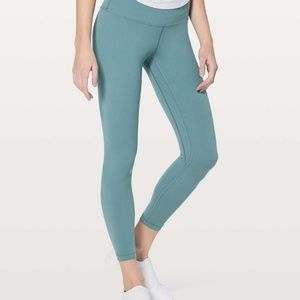 Gently worn Lululemon Mystic Green Align 7/8